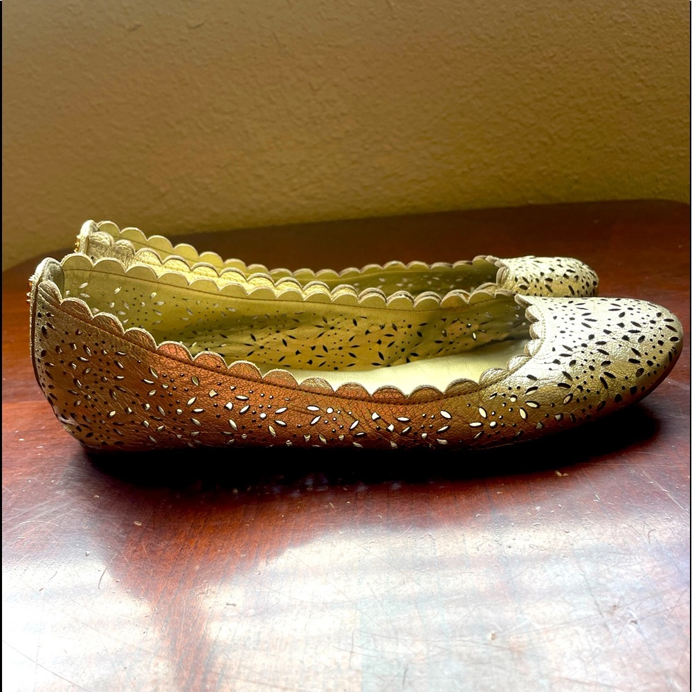 COACH Carsin Metallic Leather Gold Eyelet Perforated Flats Size 8